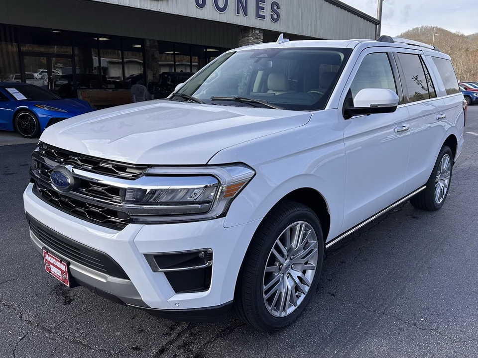 2024 Ford Expedition 4th Gen - Image 2 of 31