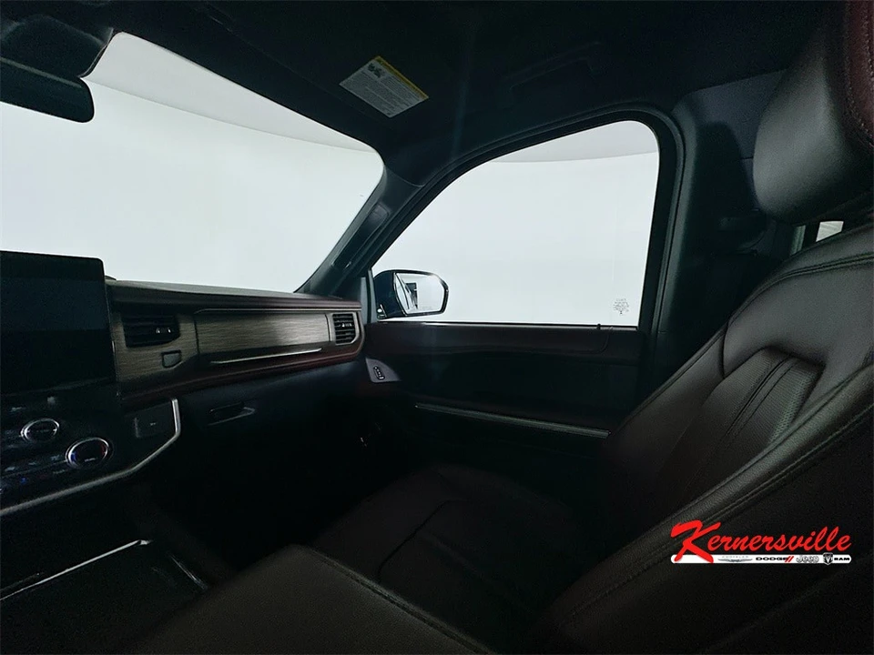 2024 Ford Expedition 4th Gen - Image 11 of 21