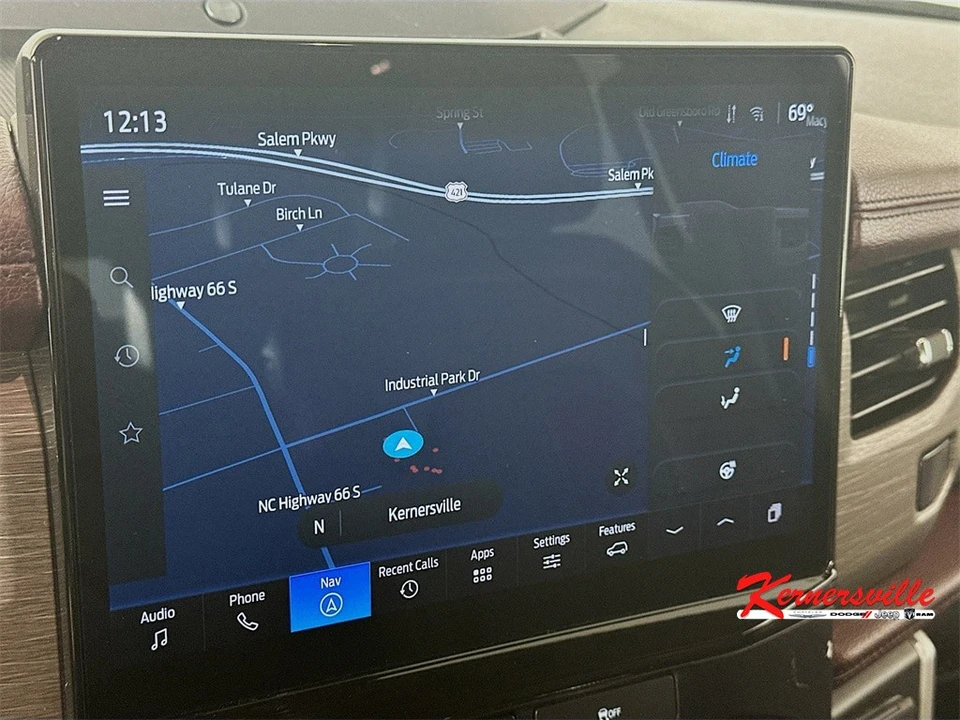 2024 Ford Expedition 4th Gen - Image 19 of 21