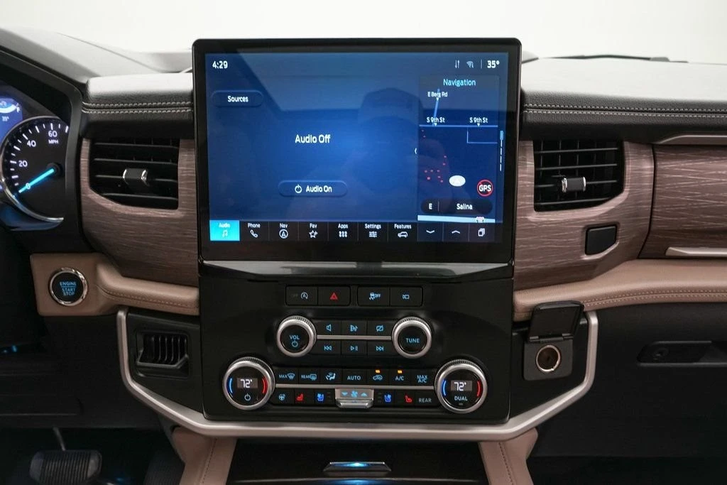 2024 Ford Expedition 4th Gen - Image 17 of 21
