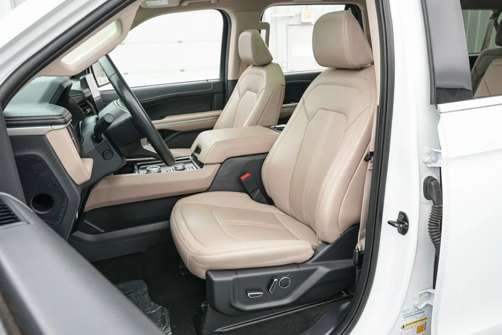 2024 Ford Expedition 4th Gen - Image 13 of 21