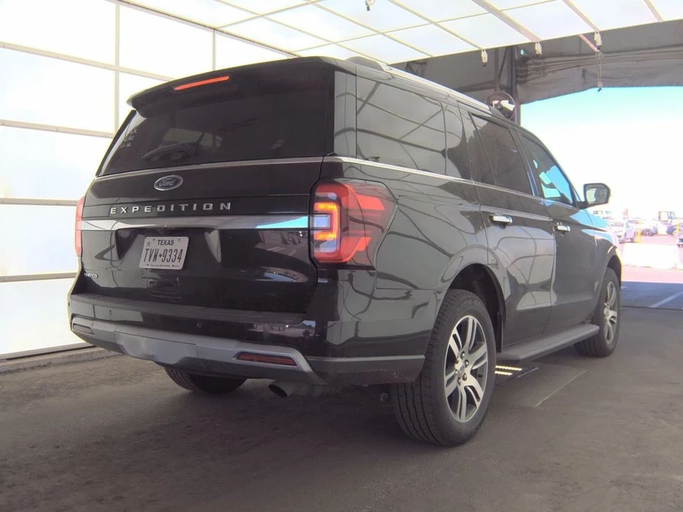2024 Ford Expedition 4th Gen - Image 2 of 10