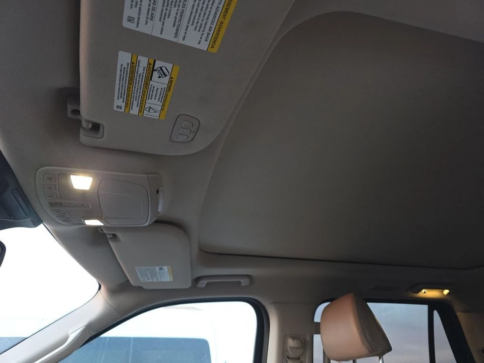 2024 Ford Expedition 4th Gen - Image 8 of 10