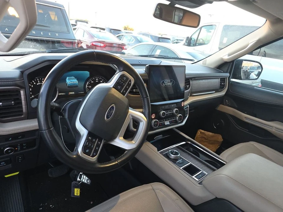 2024 Ford Expedition 4th Gen - Image 6 of 10