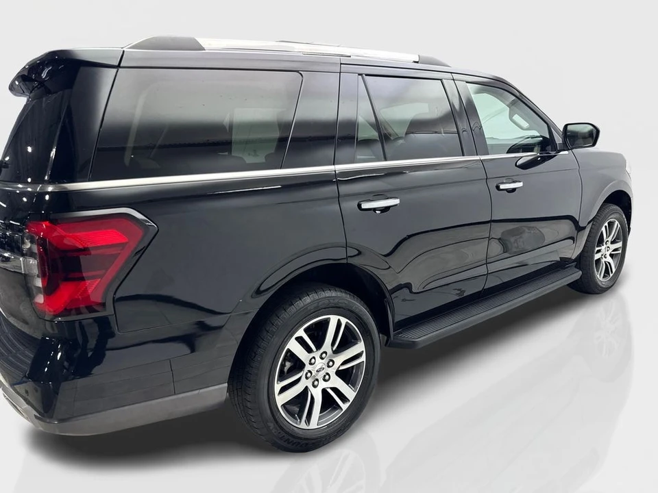 2024 Ford Expedition 4th Gen - Image 13 of 21