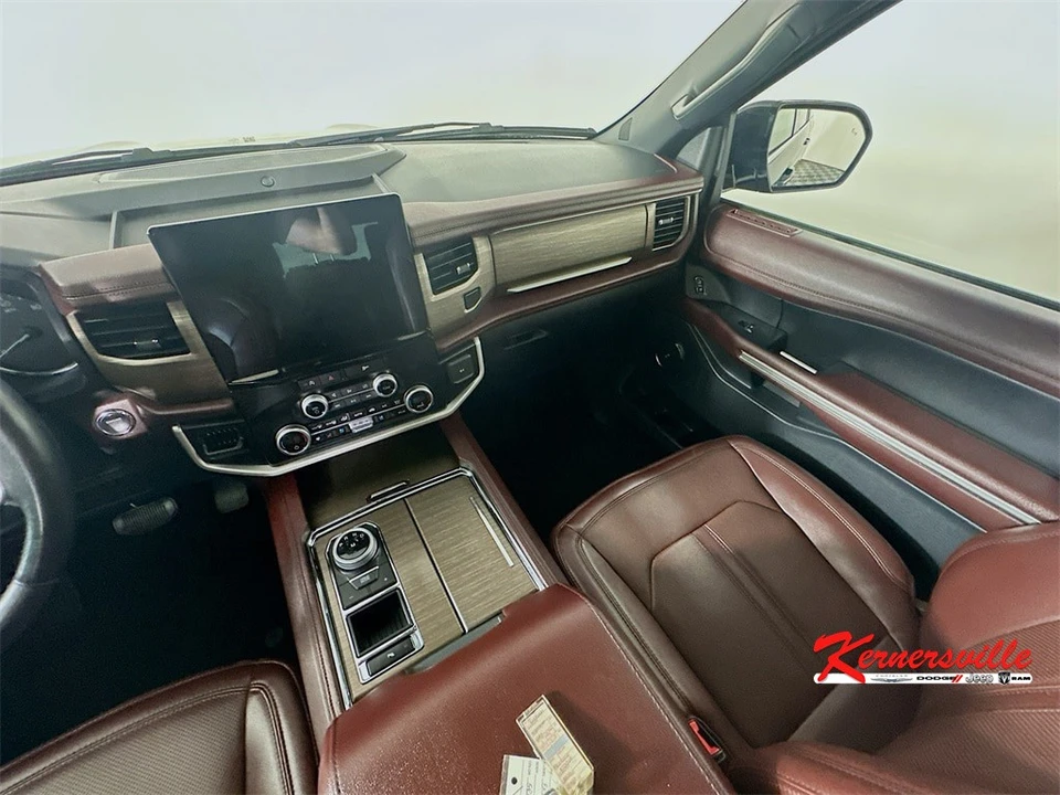 2024 Ford Expedition 4th Gen - Image 11 of 21