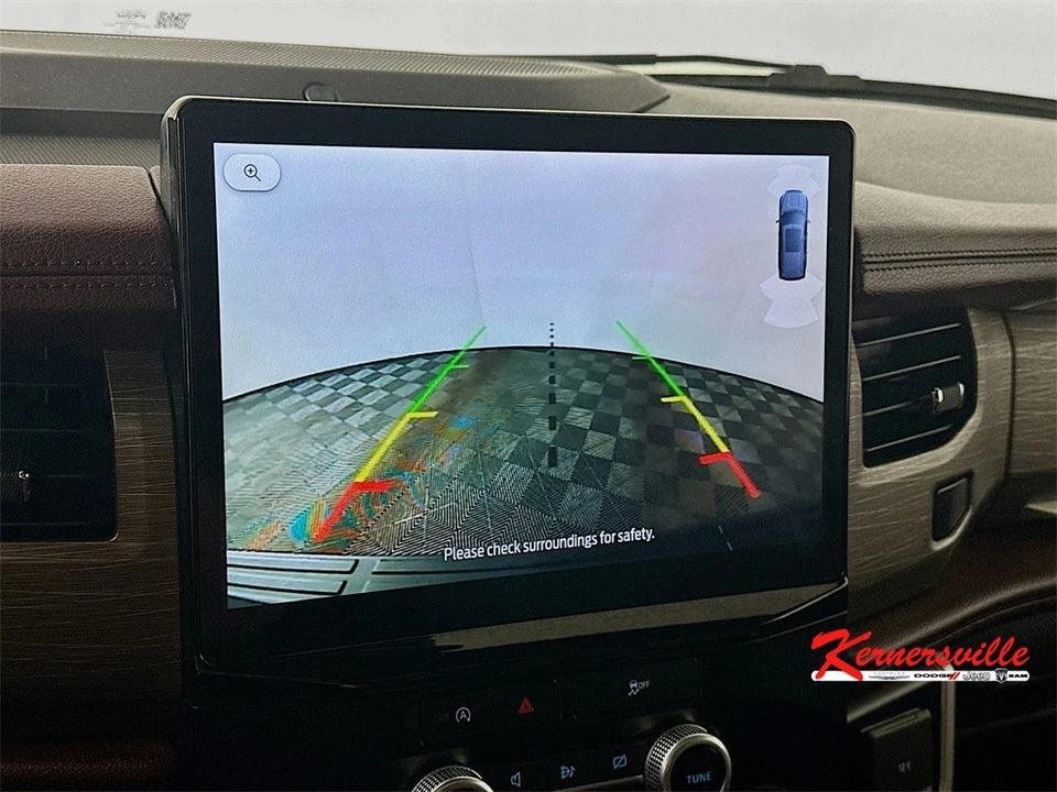 2024 Ford Expedition 4th Gen - Image 20 of 21