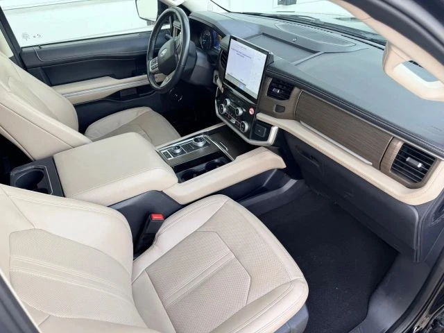 2024 Ford Expedition 4th Gen - Image 17 of 21