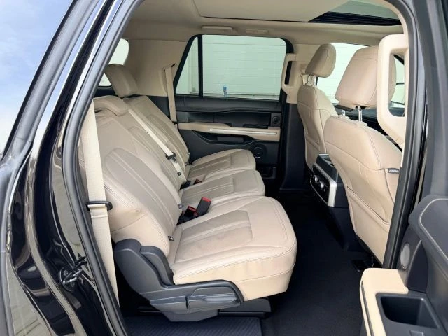 2024 Ford Expedition 4th Gen - Image 15 of 21