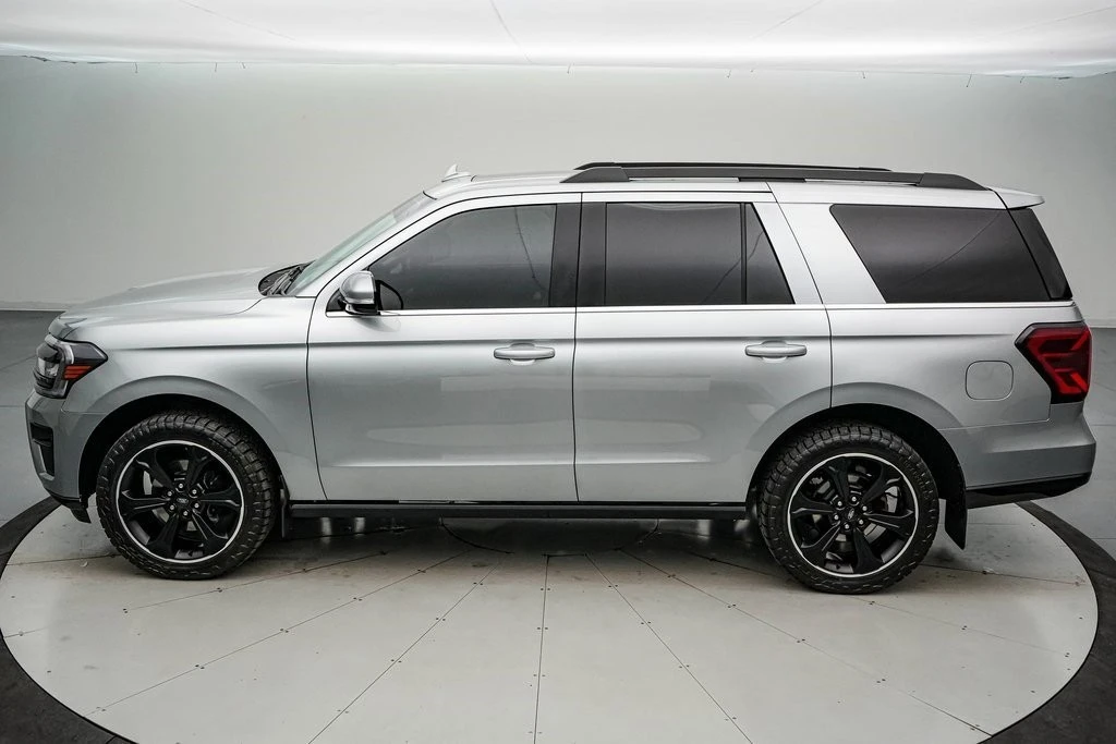 2024 Ford Expedition 4th Gen - Image 8 of 21
