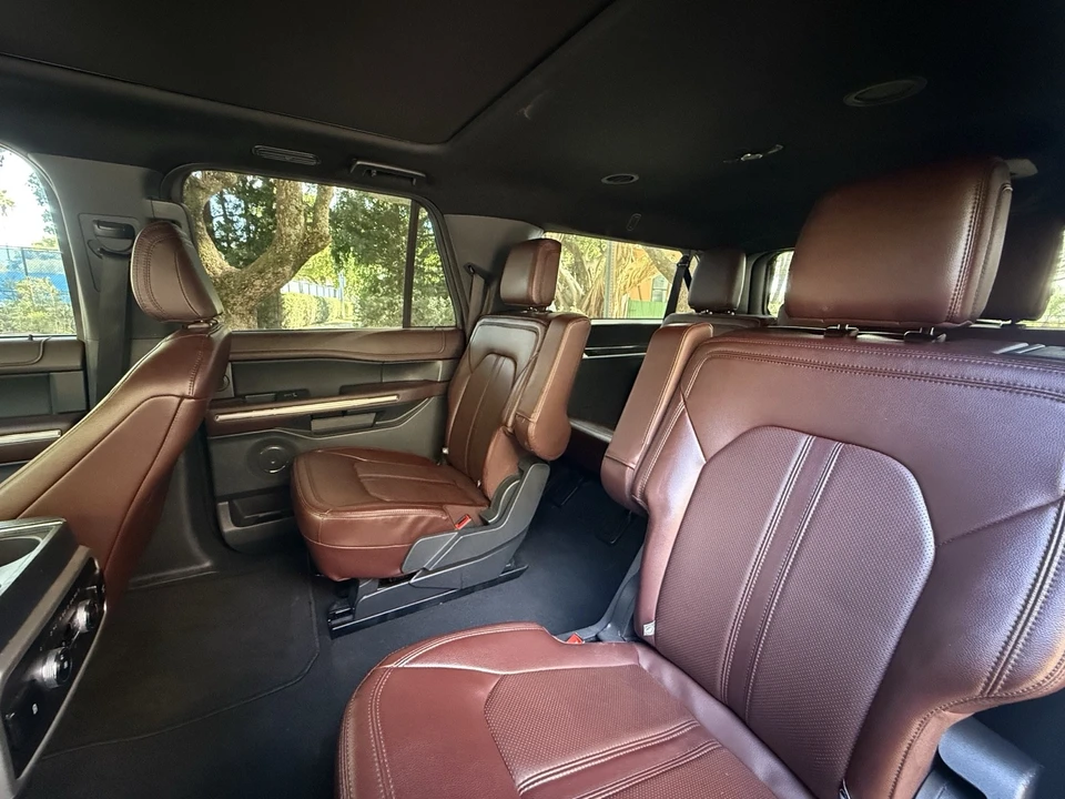 2024 Ford Expedition 4th Gen - Image 14 of 20