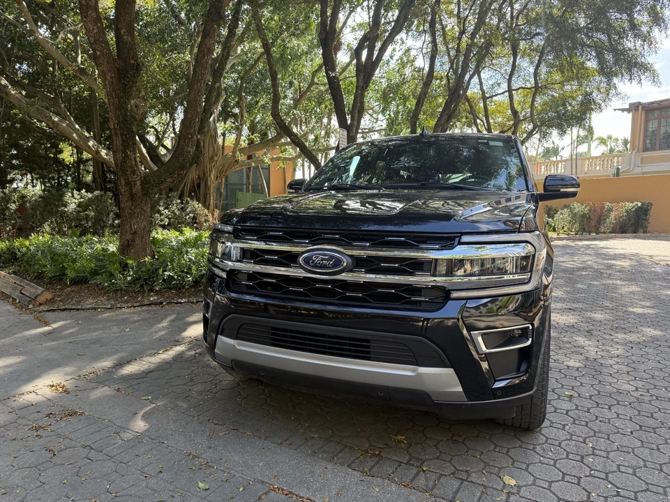 2024 Ford Expedition 4th Gen - Image 8 of 20