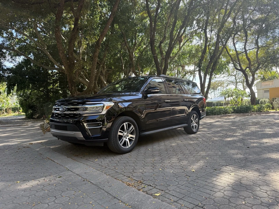 2024 Ford Expedition 4th Gen - Image 9 of 20