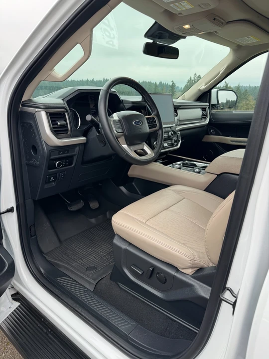 2024 Ford Expedition 5th Gen - Image 18 of 21