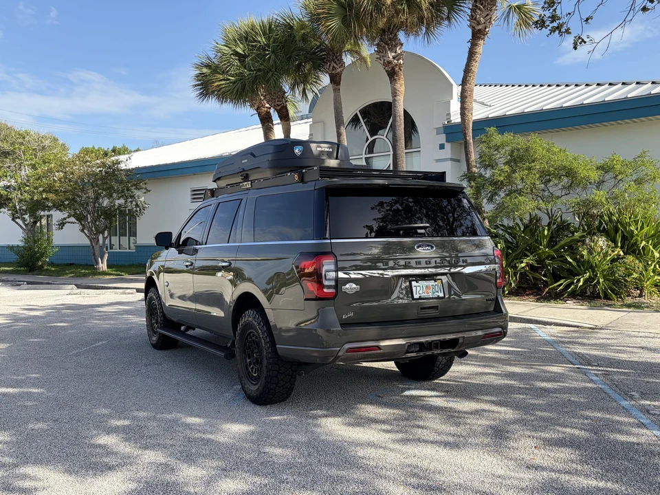 2024 Ford Expedition 4th Gen - Image 18 of 31
