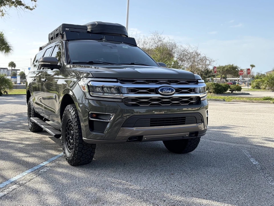 2024 Ford Expedition 4th Gen - Image 3 of 31