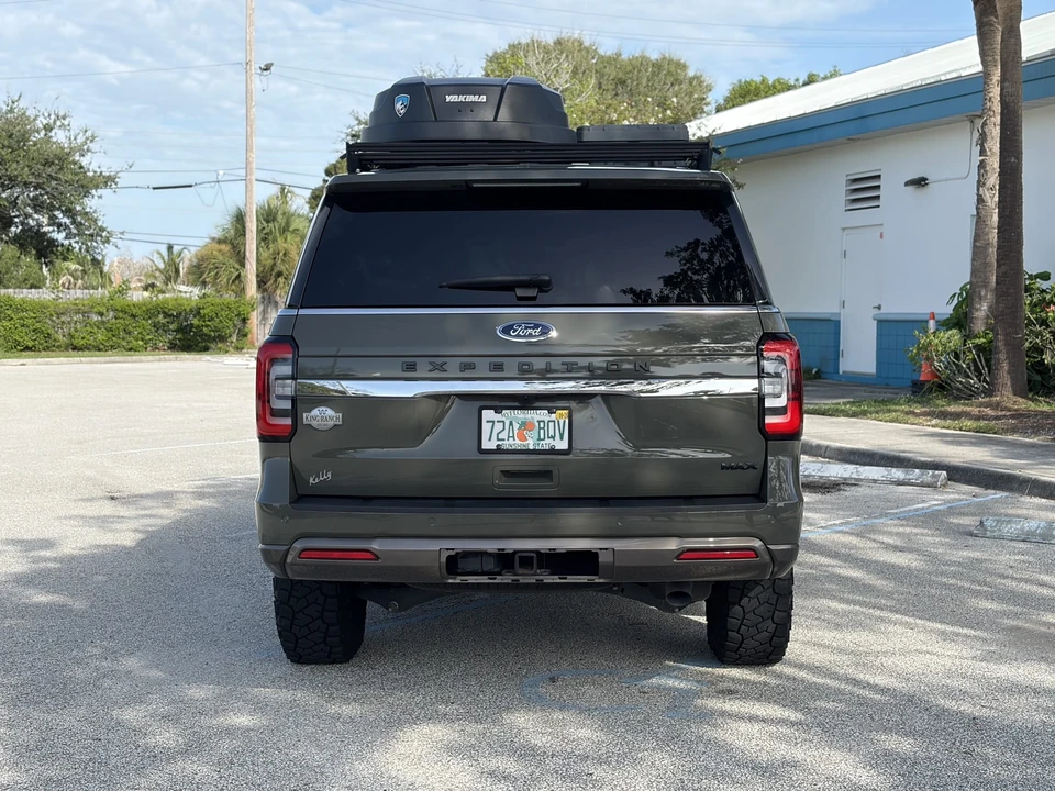 2024 Ford Expedition 4th Gen - Image 21 of 31