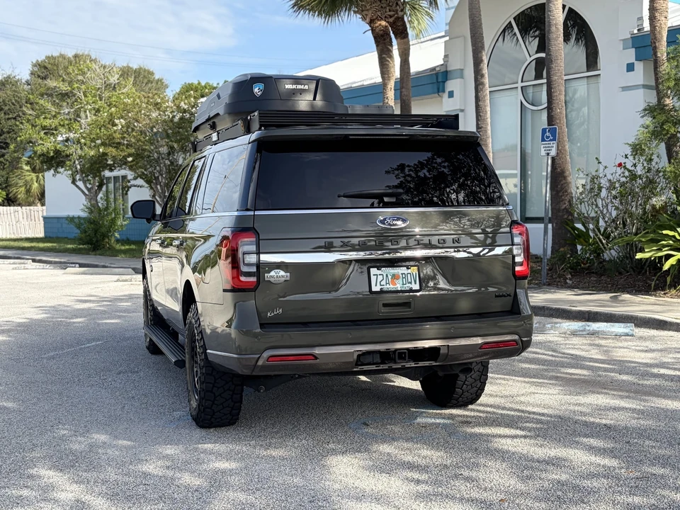 2024 Ford Expedition 4th Gen - Image 19 of 31