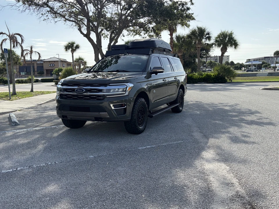 2024 Ford Expedition 4th Gen - Image 7 of 31