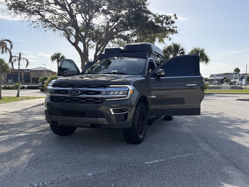 2024 Ford Expedition 4th Gen - Image 30 of 31
