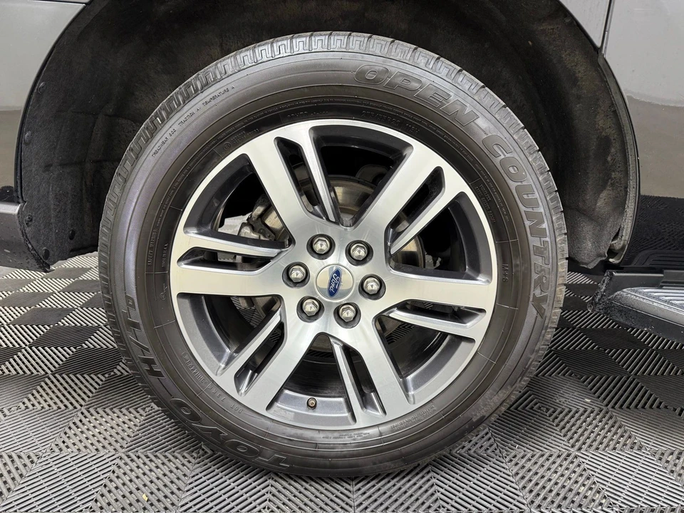2024 Ford Expedition 4th Gen - Image 9 of 21