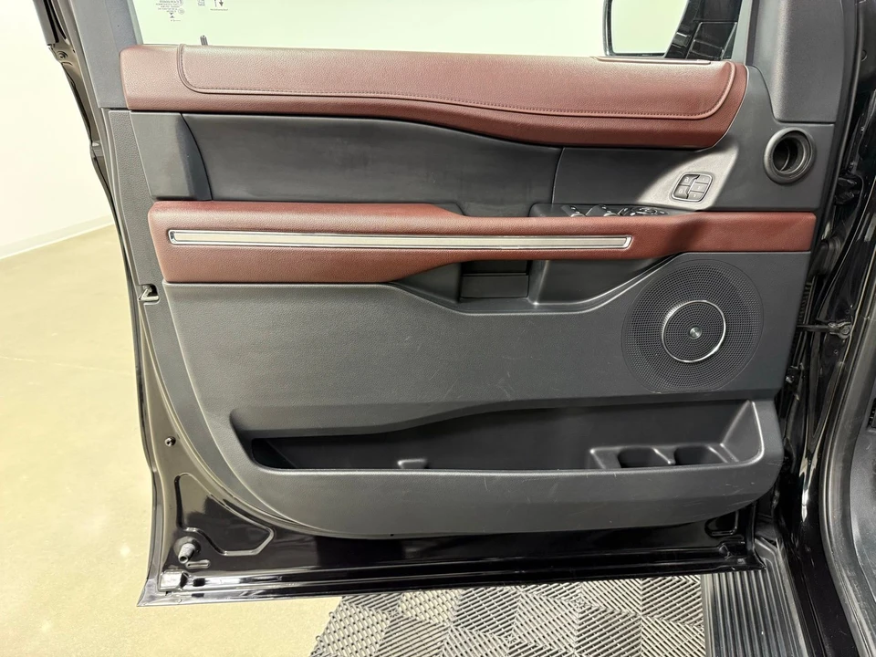 2024 Ford Expedition 4th Gen - Image 10 of 21