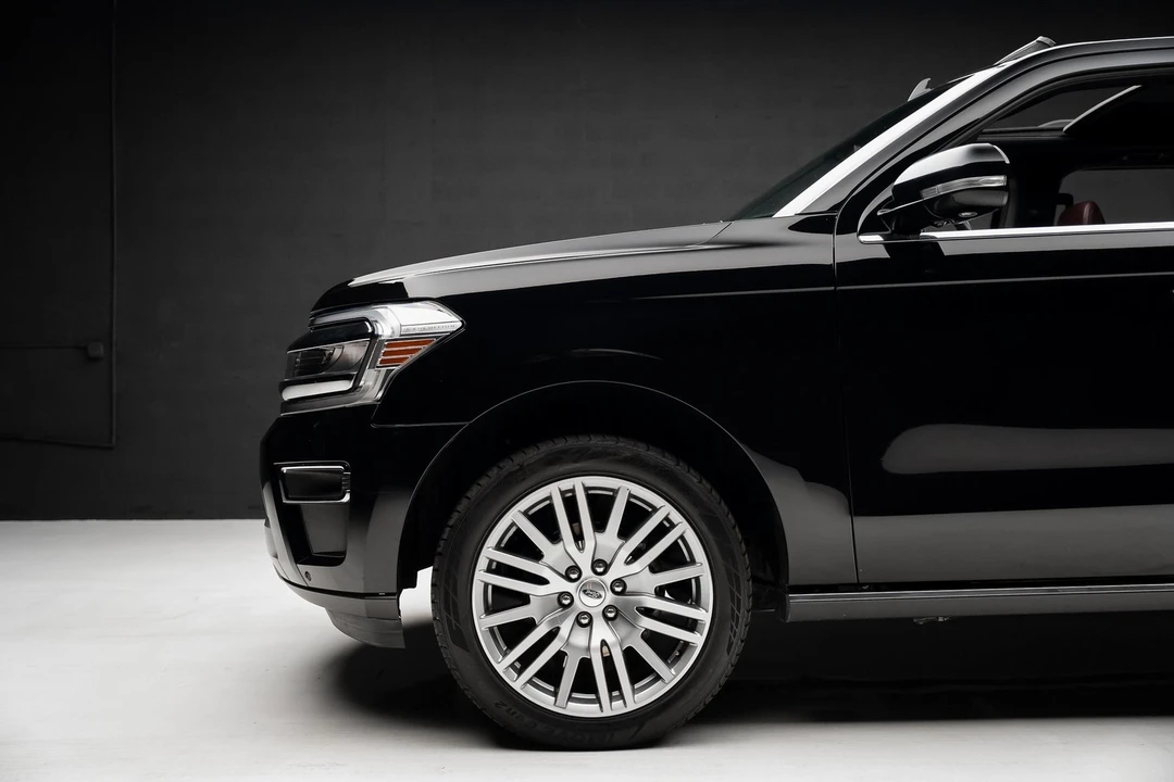 2024 Ford Expedition 4th Gen - Image 17 of 21
