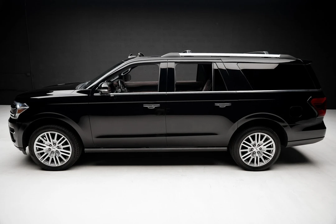 2024 Ford Expedition 4th Gen - Image 15 of 21