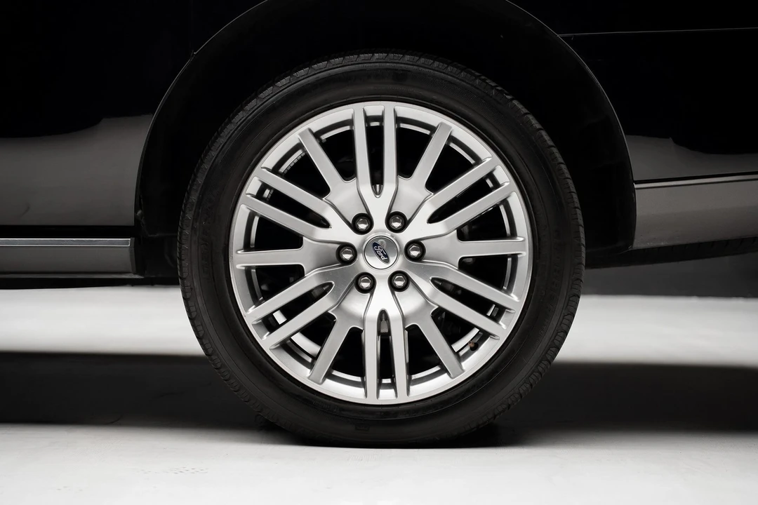2024 Ford Expedition 4th Gen - Image 20 of 21