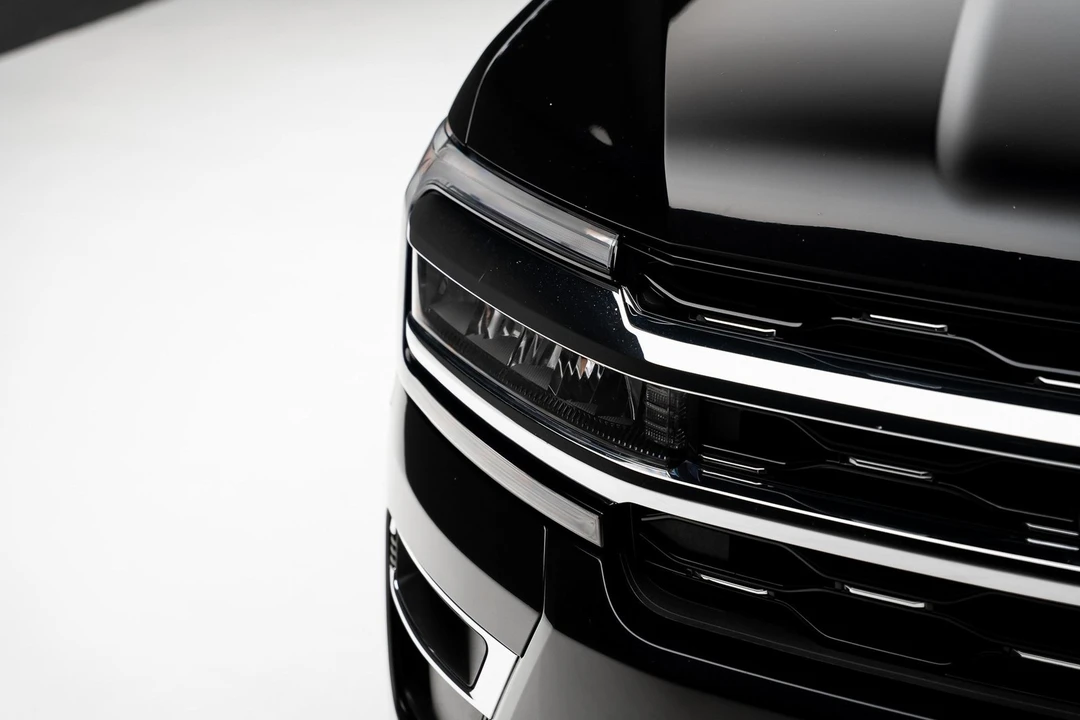 2024 Ford Expedition 5th Gen - Image 11 of 12