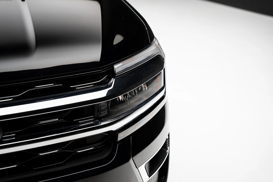 2024 Ford Expedition 5th Gen - Image 10 of 12
