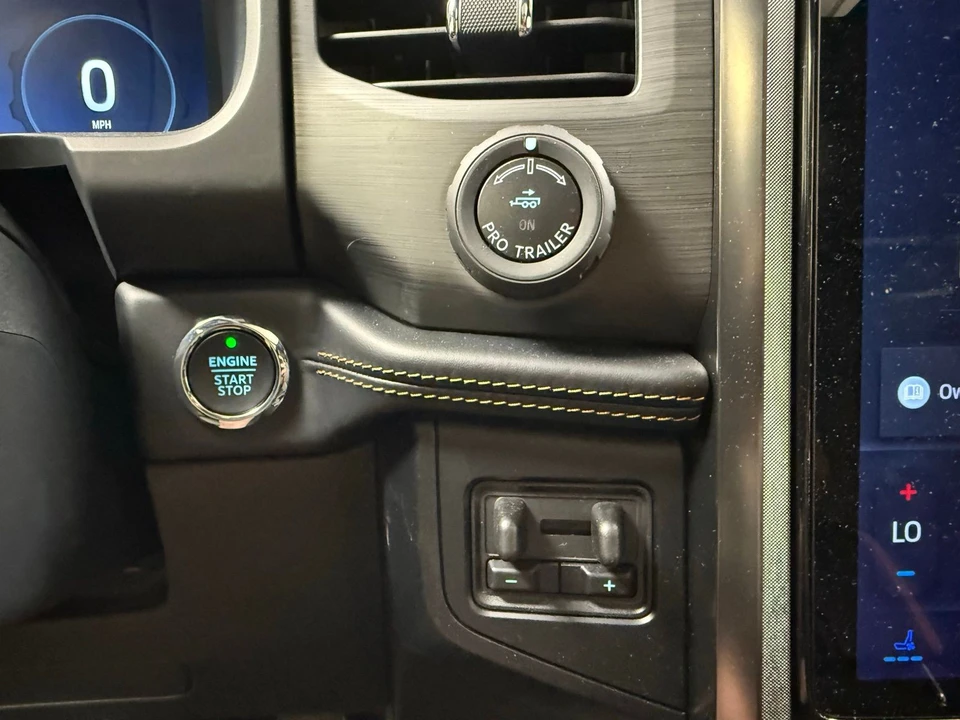 2024 Ford Expedition 4th Gen - Image 20 of 21