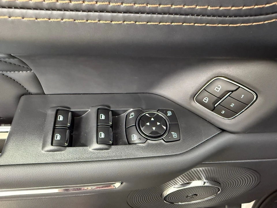 2024 Ford Expedition 4th Gen - Image 13 of 21