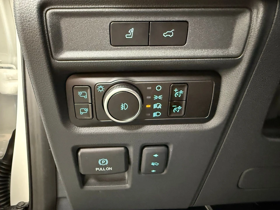 2024 Ford Expedition 4th Gen - Image 14 of 21
