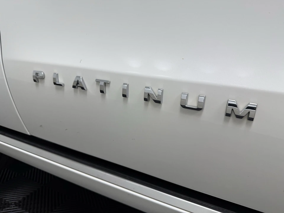 2024 Ford Expedition 4th Gen - Image 11 of 12