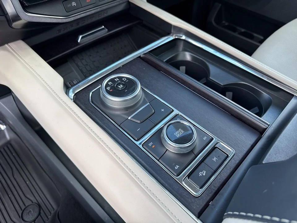 2024 Ford Expedition 4th Gen - Image 19 of 21