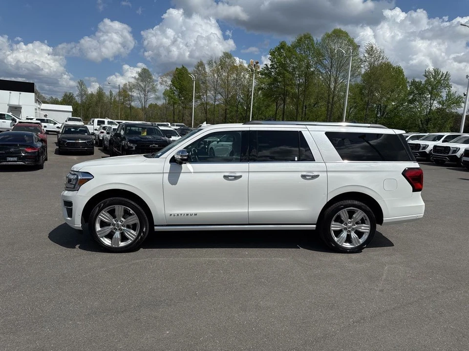 2024 Ford Expedition 4th Gen - Image 2 of 21