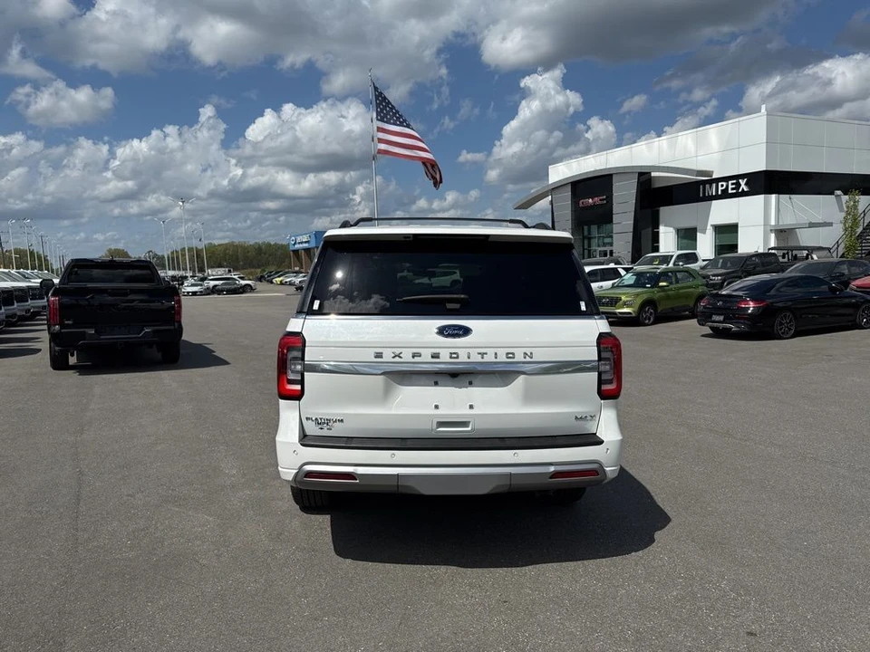 2024 Ford Expedition 4th Gen - Image 4 of 21