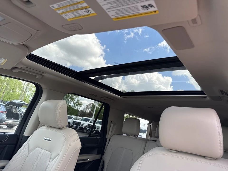 2024 Ford Expedition 4th Gen - Image 10 of 21