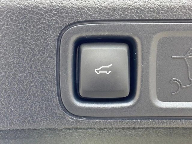 2024 Ford Expedition 4th Gen - Image 14 of 21