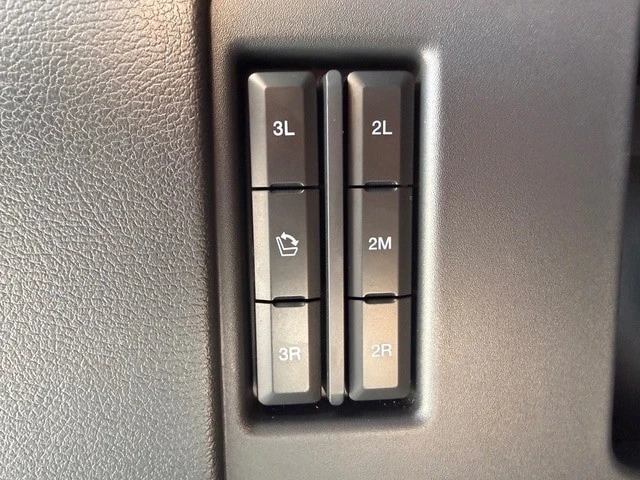 2024 Ford Expedition 4th Gen - Image 21 of 21