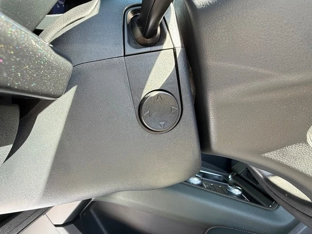2024 Ford Expedition 4th Gen - Image 13 of 21