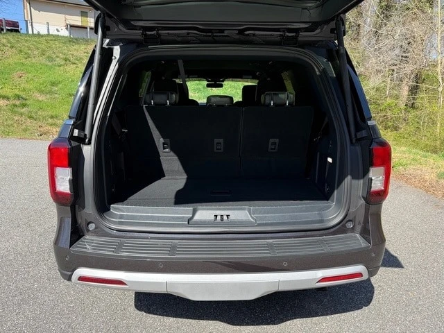 2024 Ford Expedition 4th Gen - Image 18 of 21