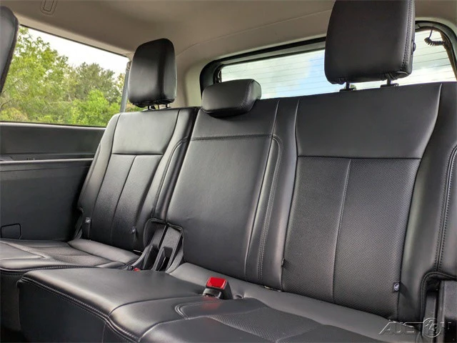 2024 Ford Expedition 4th Gen - Image 17 of 21