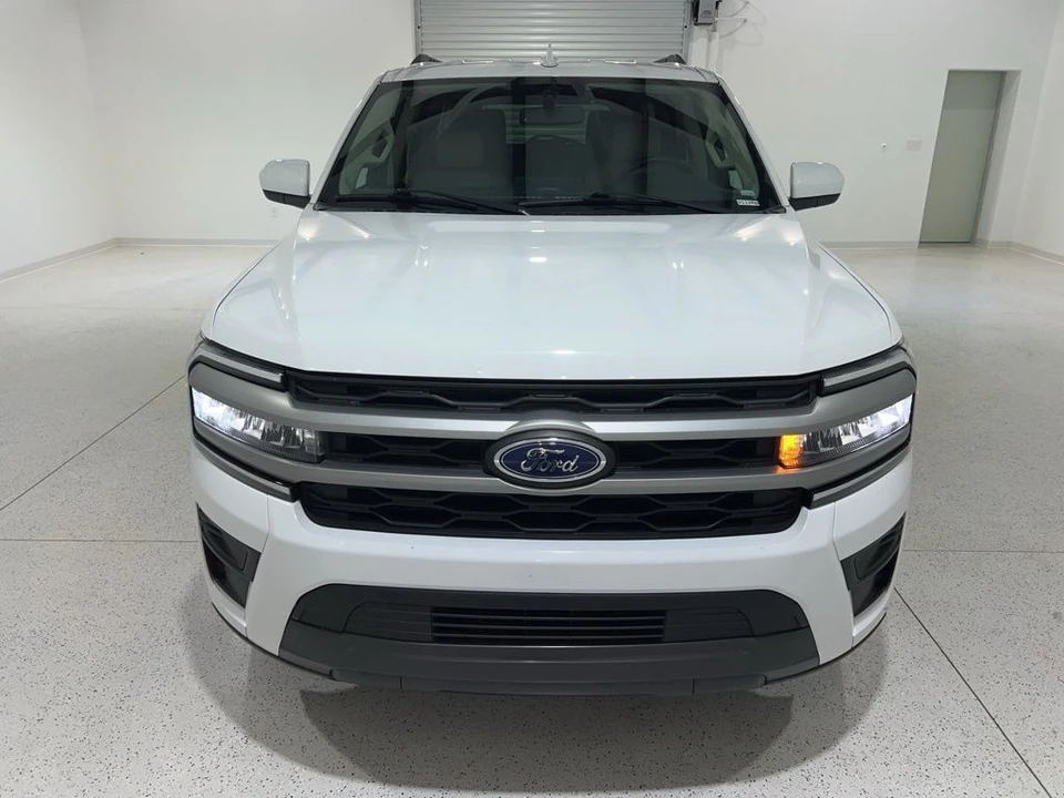 2024 Ford Expedition 4th Gen - Image 8 of 21