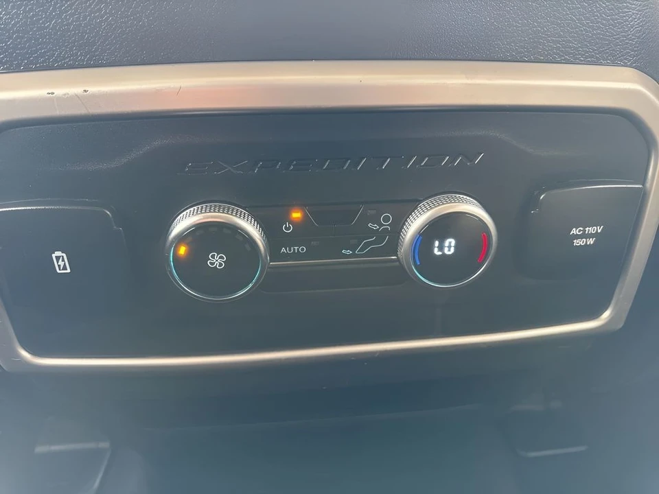2024 Ford Expedition 4th Gen - Image 13 of 21