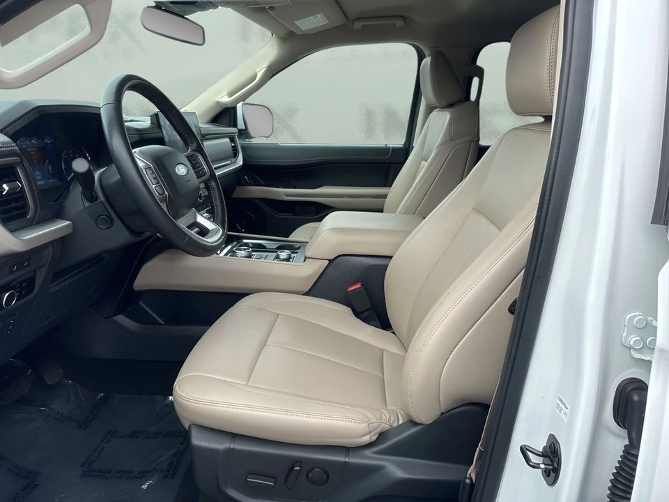 2024 Ford Expedition 4th Gen - Image 9 of 12