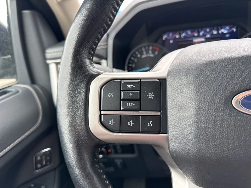 2024 Ford Expedition 4th Gen - Image 17 of 21