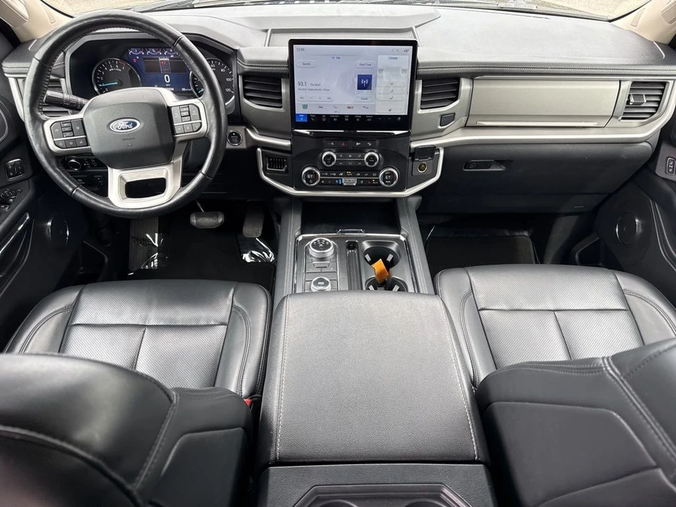 2024 Ford Expedition 4th Gen - Image 15 of 21