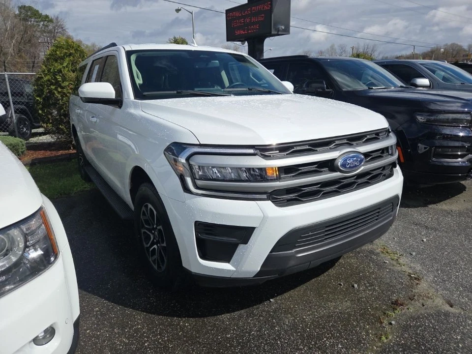 2024 Ford Expedition 4th Gen - Image 2 of 5